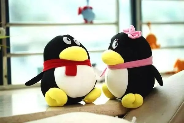 在哪个平台购买QQ游戏账号安全？